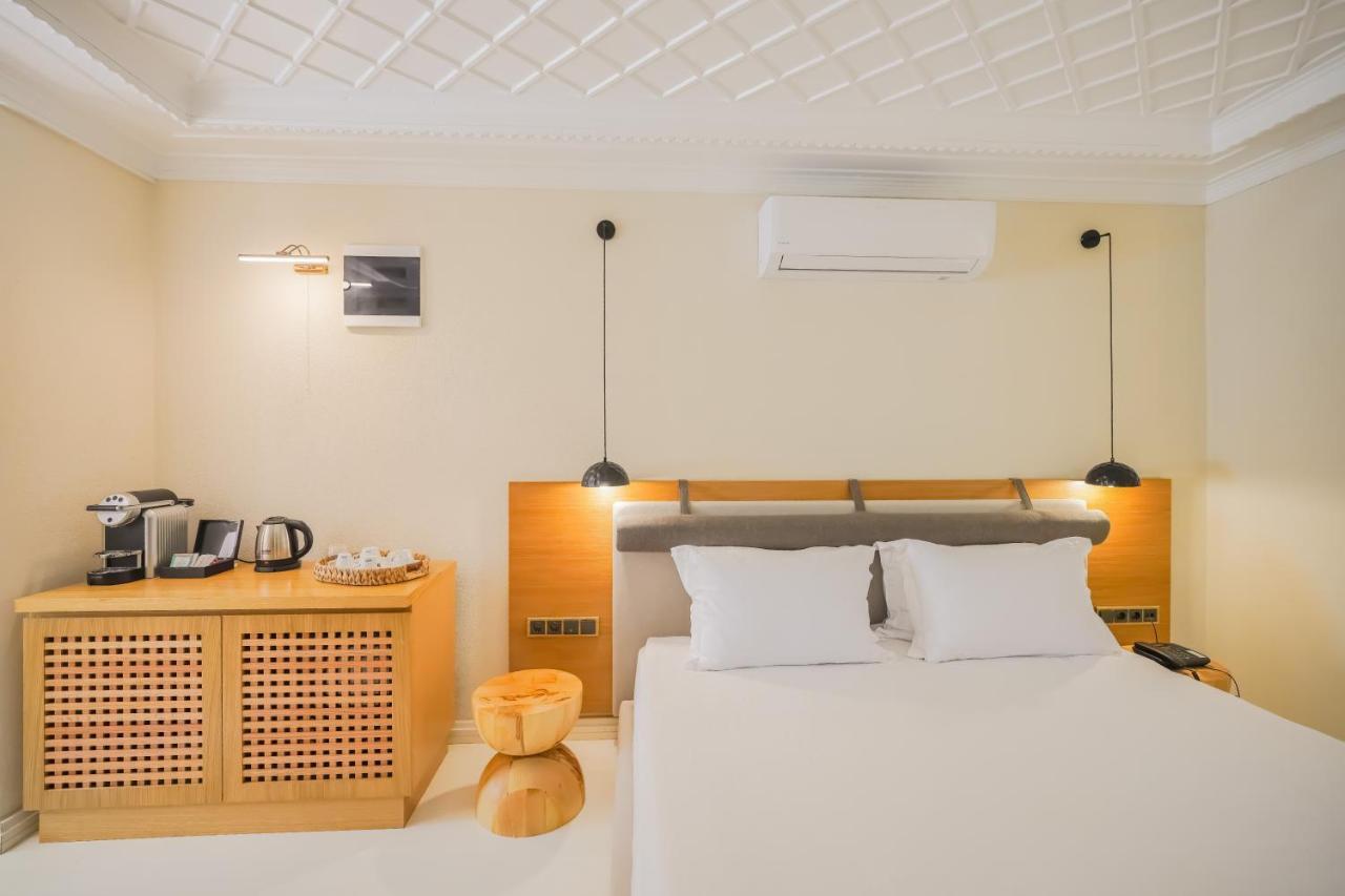 Nuup Hotel 马尔马里斯 外观 照片
