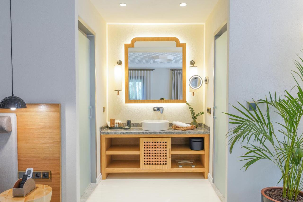 Nuup Hotel 马尔马里斯 外观 照片