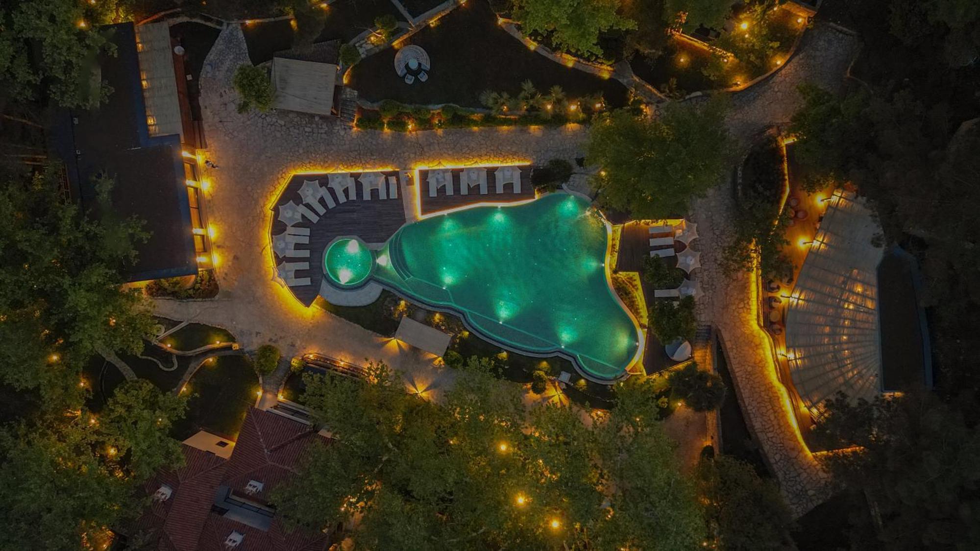 Nuup Hotel 马尔马里斯 外观 照片